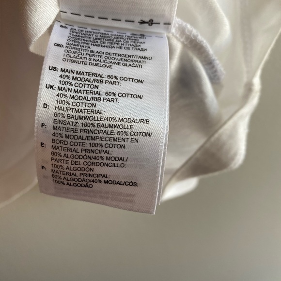 Adidas T-Shirt. Size Medium. White colour. - Picture 6 of 7